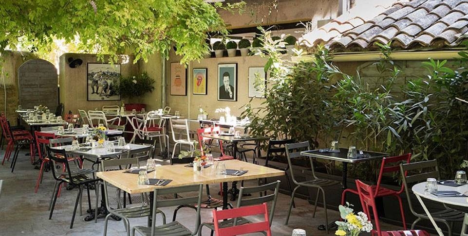 Le restaurant - L'Insolite - Lourmarin - restaurant Provencal LOURMARIN