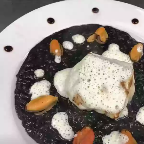 Le restaurant - L'Insolite - Lourmarin - meilleur resto LOURMARIN